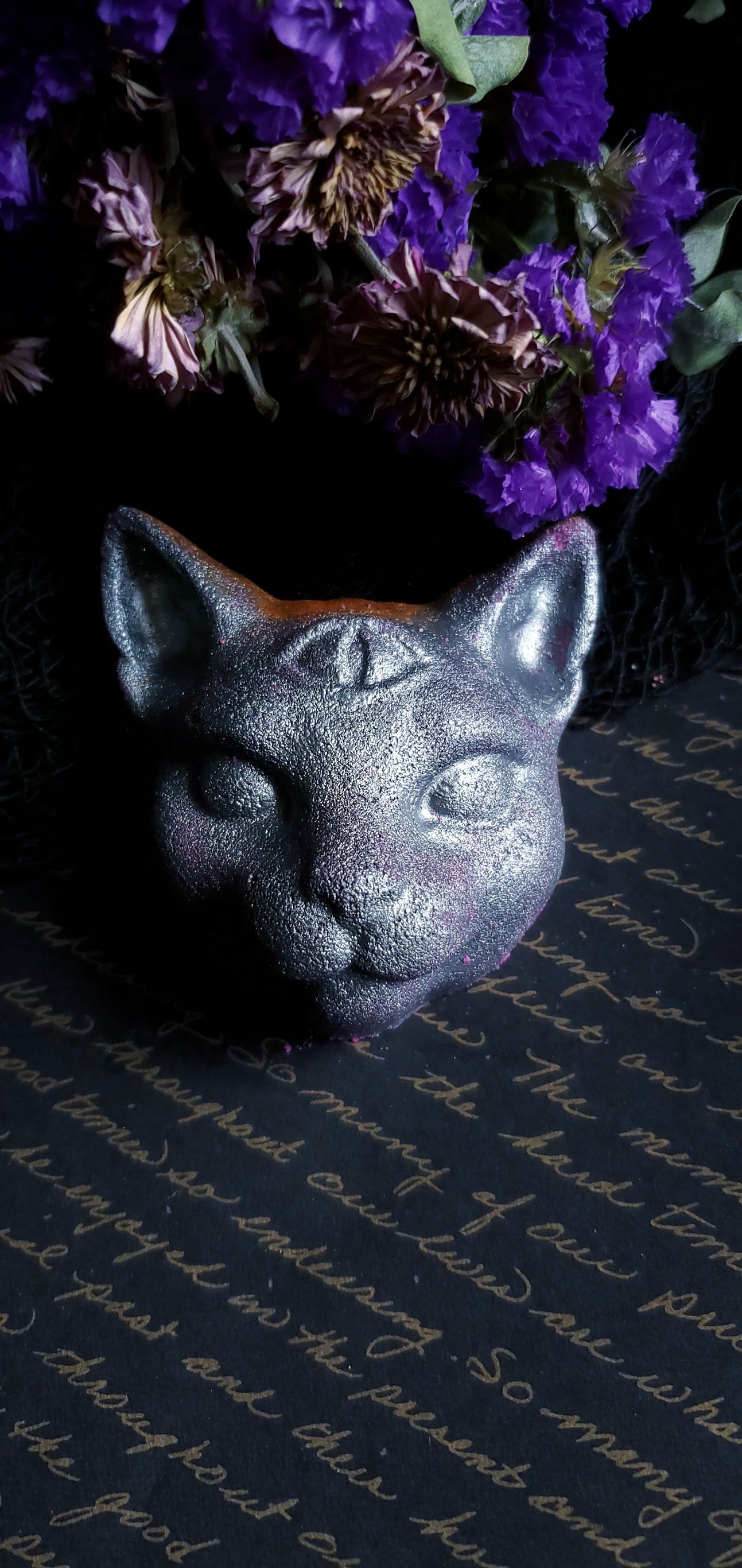 Oracle Cat bath bomb