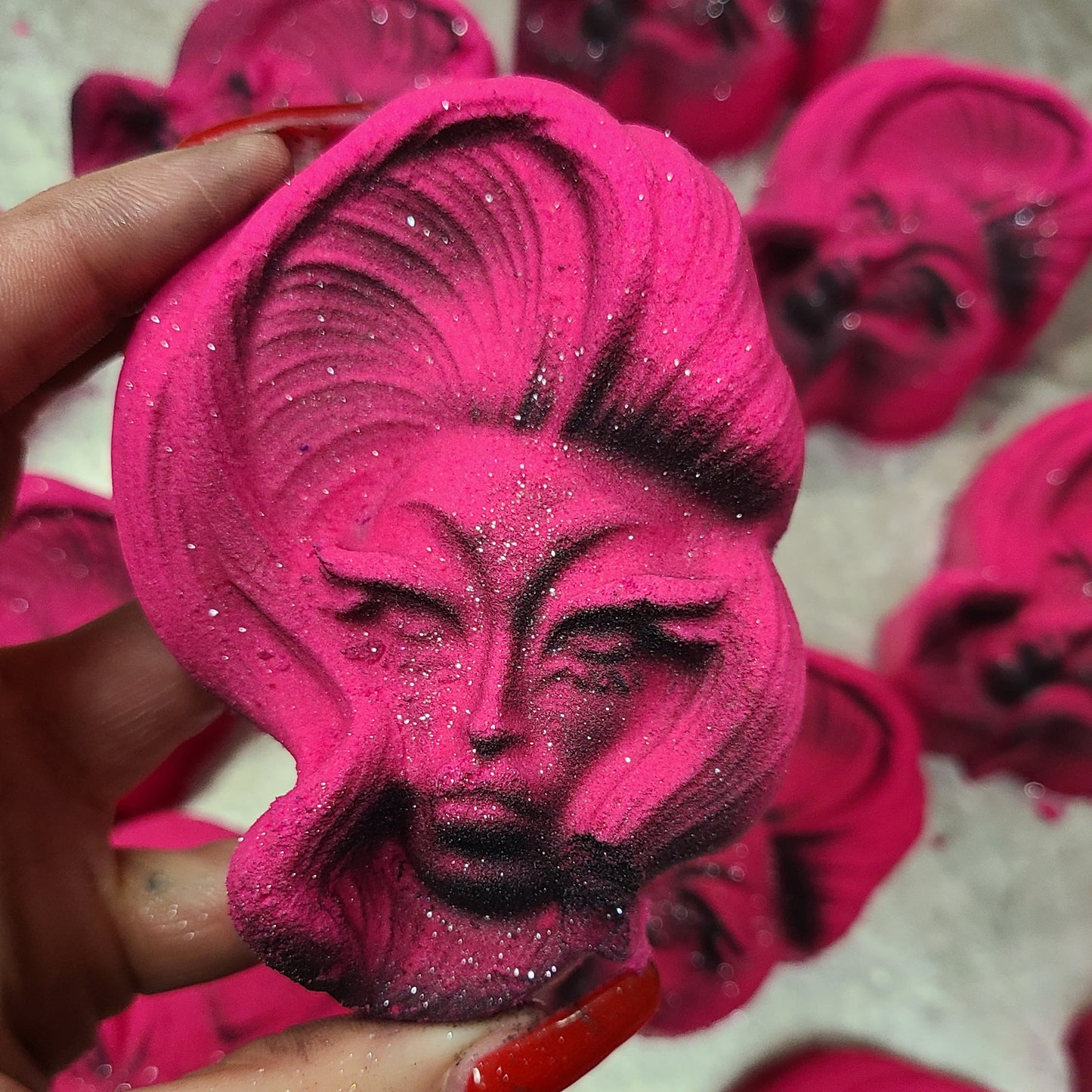 Drag Me Witch bath bomb