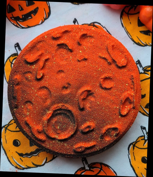 The Halloween Moon bath bomb