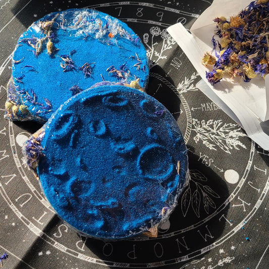 Blue Corn Moon bath bomb