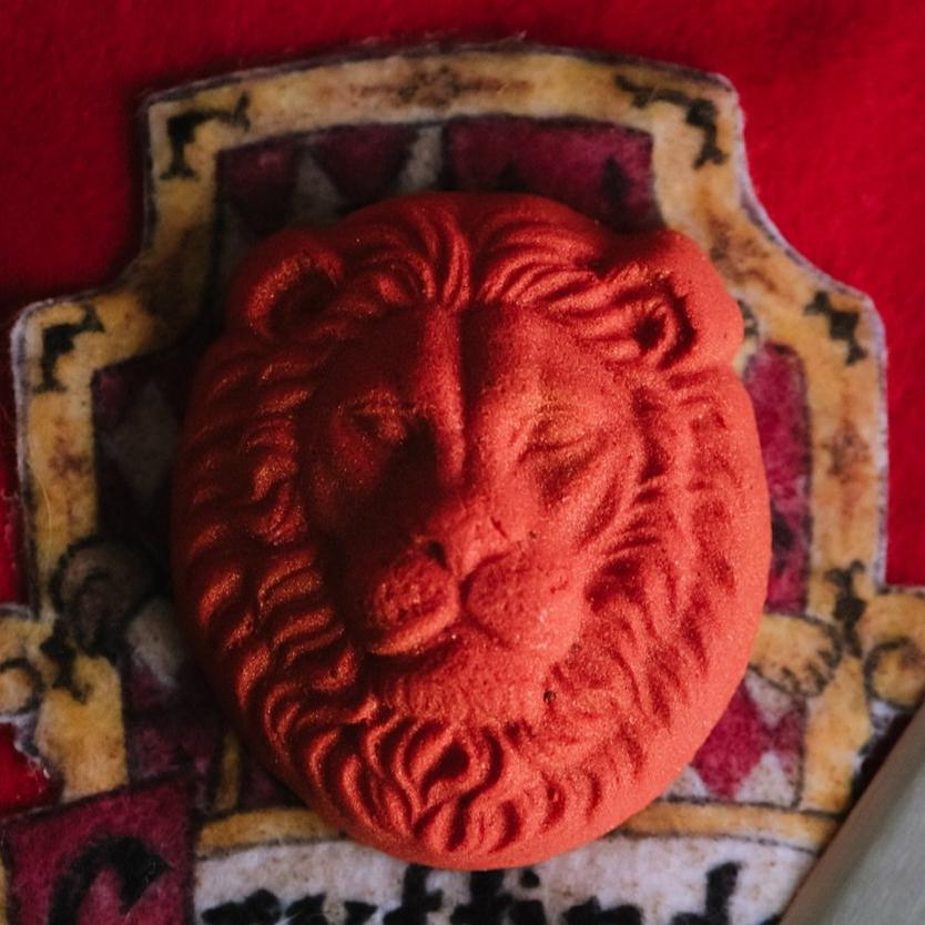 House of the Lion bath bomb