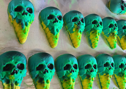 Skully Cone bath bomb