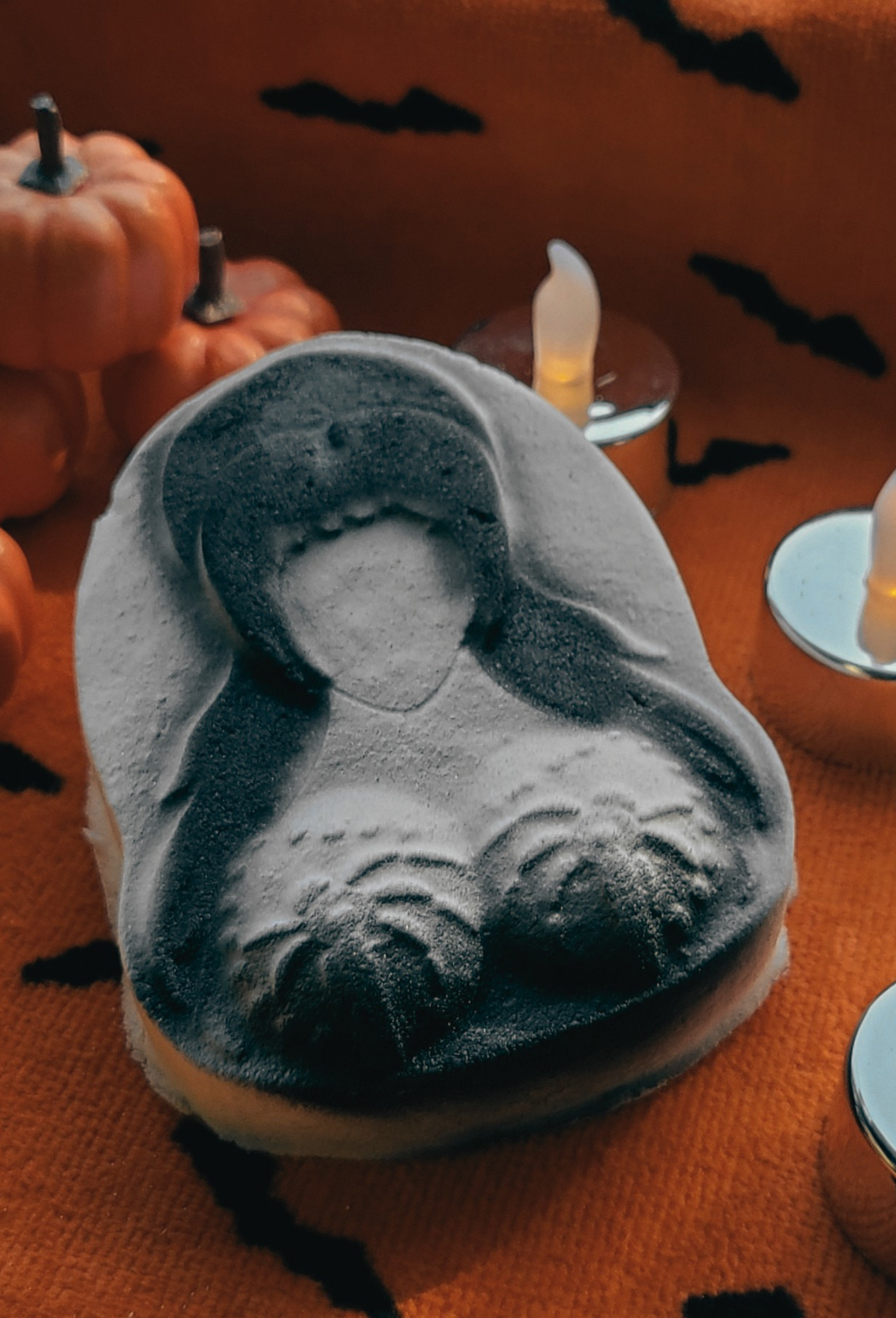 Buy black discount bath bomb